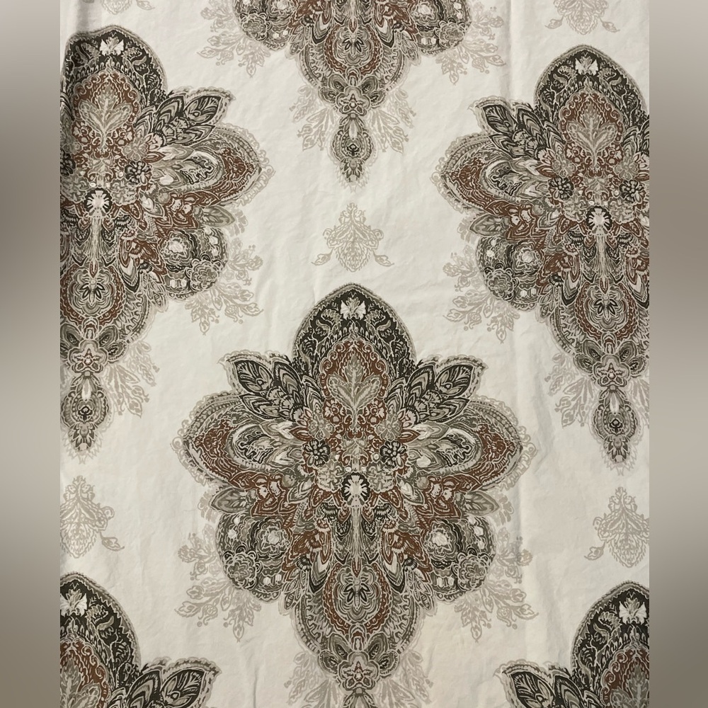 Pottery Barn Serrano Medallion Paisley Full/Queen Duvet Cover 100% Cotton